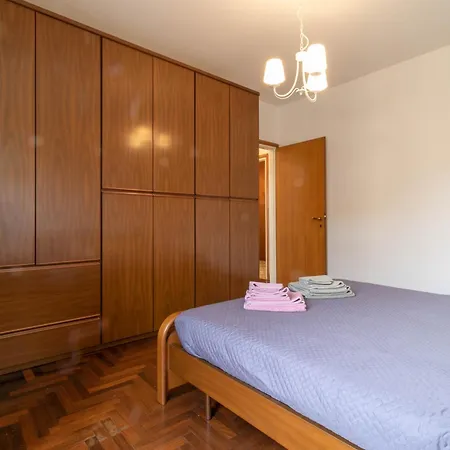 Ponte Vecchio Family *