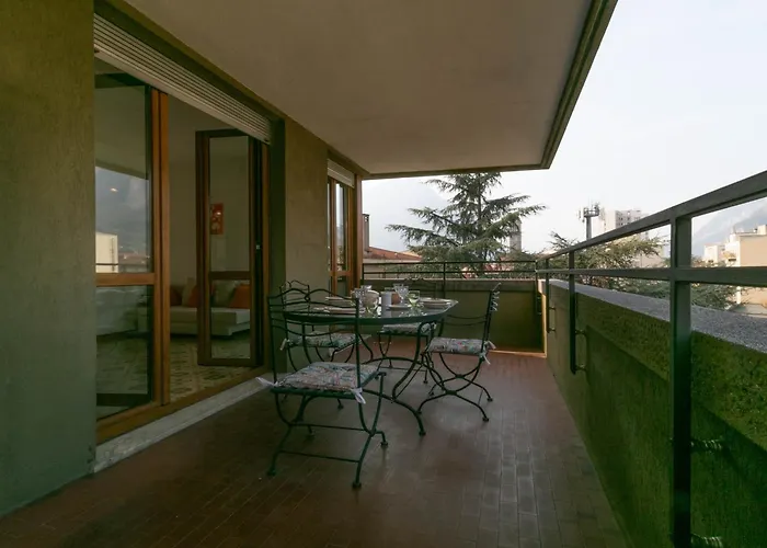 Ponte Vecchio Family Лекко