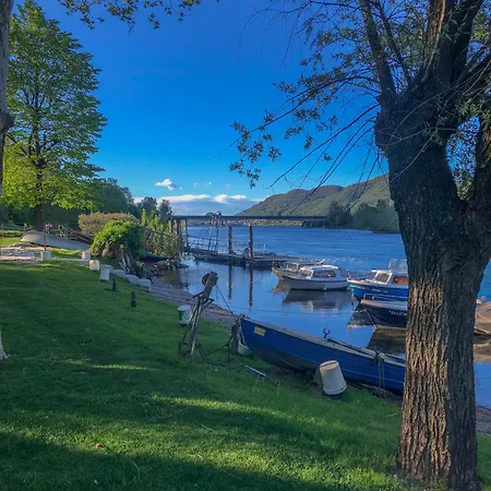 Welcomely - Ponte Vecchio Family