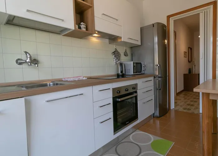 Ponte Vecchio Family 레코